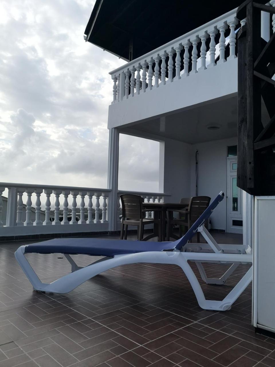 Apartamentos Turisticos Agua Luna San Andrés Exterior photo